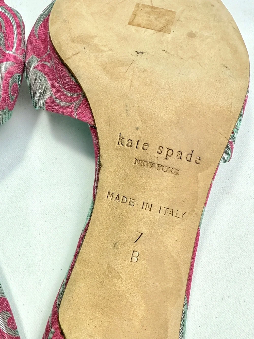 Kate Spade NY Kitten Heel Mules Pink Silver Floral Brocade Knot Sandal 7 B Italy
